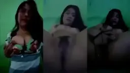 Sonia Kusuma Lagi Asyik Colmek, Nikmatin Sendiri.