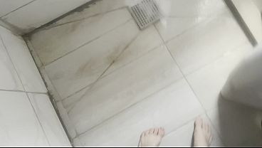 Aku Nemuin Dildo Di Bokap Tiri Arab, Trus Gue Kasih Nyobain Kontol Asli.