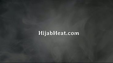 Bosok Jilbabnya Dicopot, Digilir Di Kantor Sama Rekan Kerja, Makin Kenceng Makin Enak.