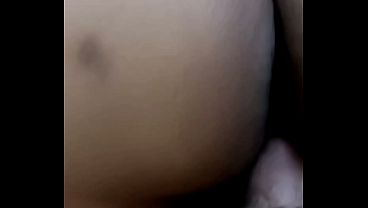 سكس عربي نار 🔥 شرموطة سعودية طيزها ضخمة تركب زب عشيقها بقوة ونيك جامد جديد