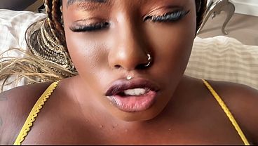Xeinna Rose Pov: Hitam Montok Ngewe Step-bro, Kontol Putih Gede Banget